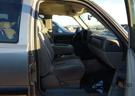 2003 Chevrolet Tahoe Ls из США, поврежденный, VIN 1GNEK13Z63R200582